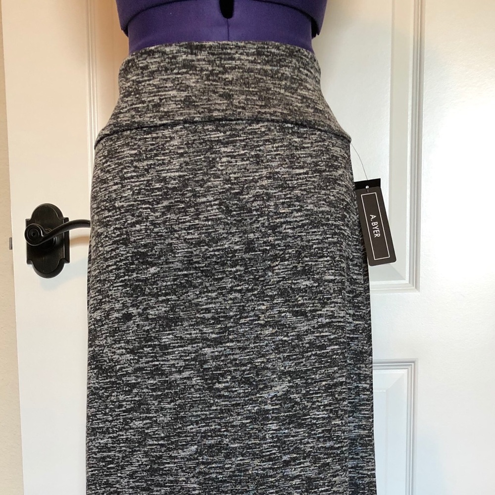 NWT Black/Gray/White Maxi Skirt